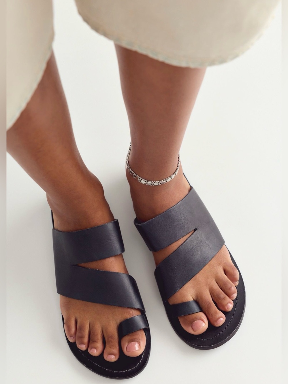 NWOT Free People Abilene Toe Loop Sandals - Picture 4 of 9